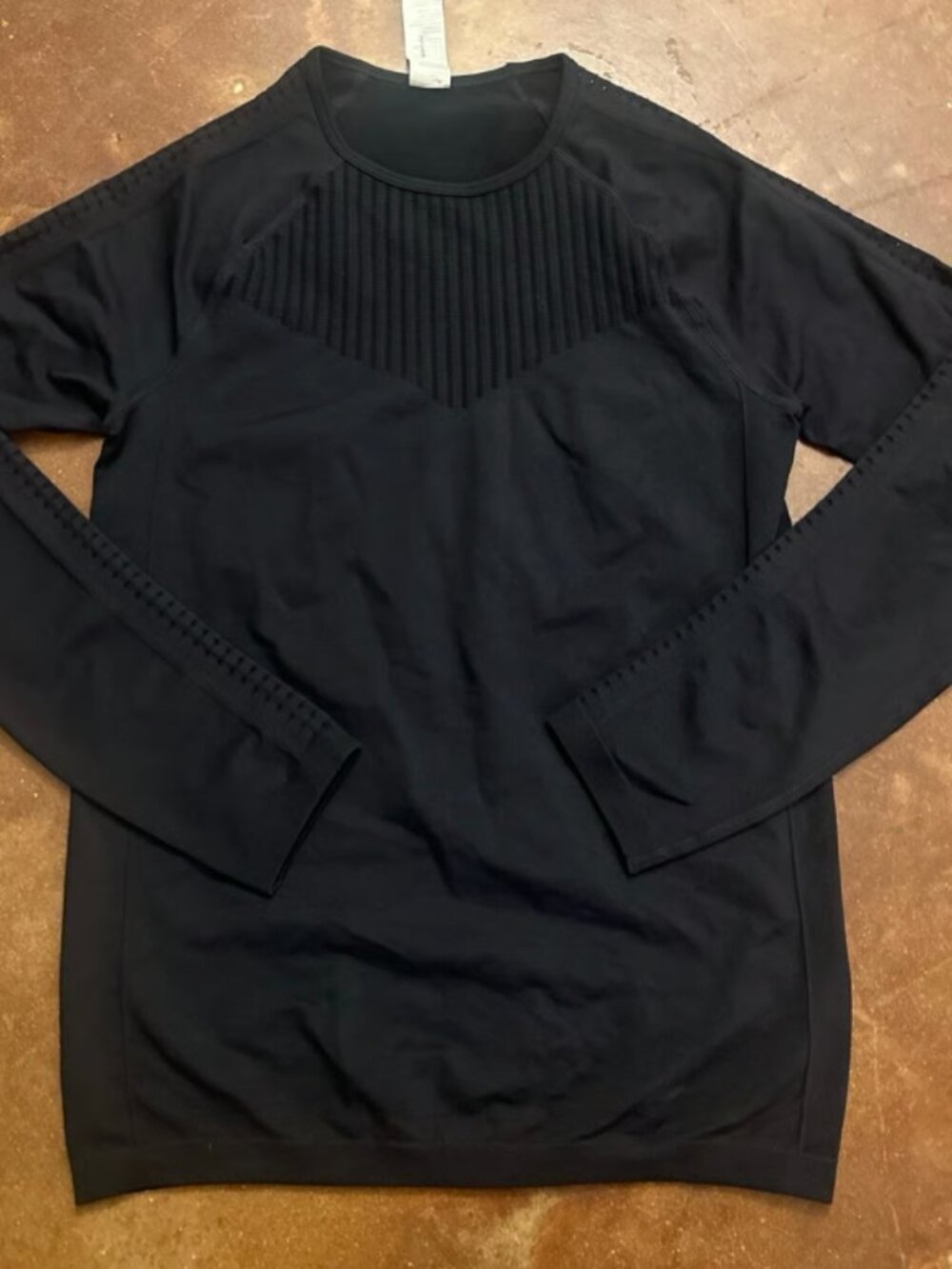 Fabletics Womens Long Sleeve compression shirt Size Small